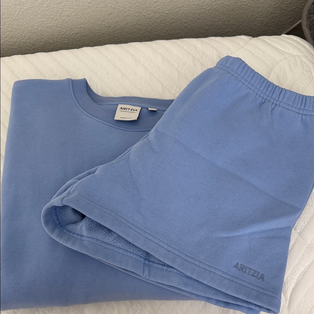 Aritzia Fleece Set